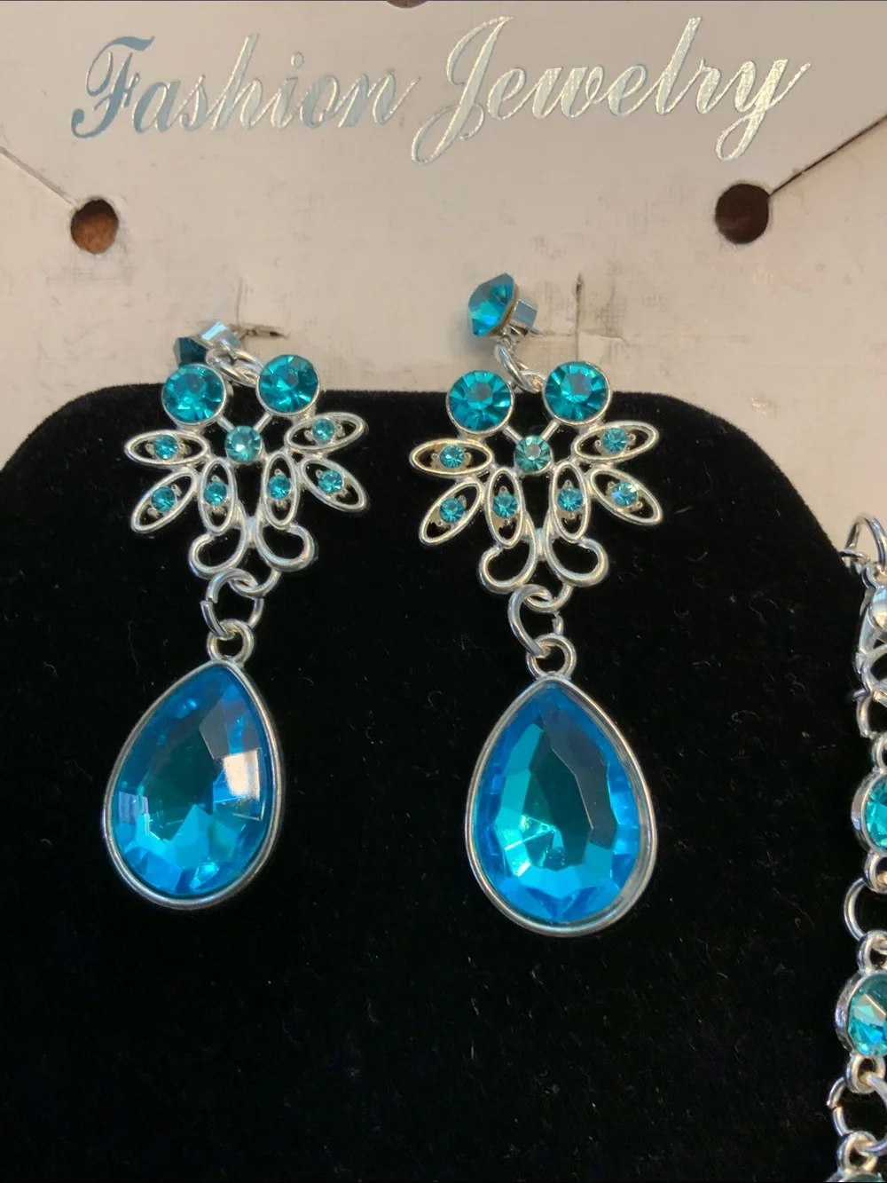 Fashion Jewelry Turquoise Blue Floral Crystal Necklace and Earrings  3 sets